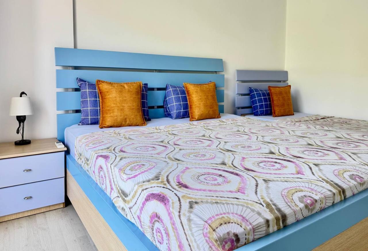 Orange Sea View Penthouse * Sarandë