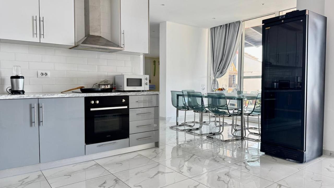 Apartamento Orange Sea View Penthouse Sarandë