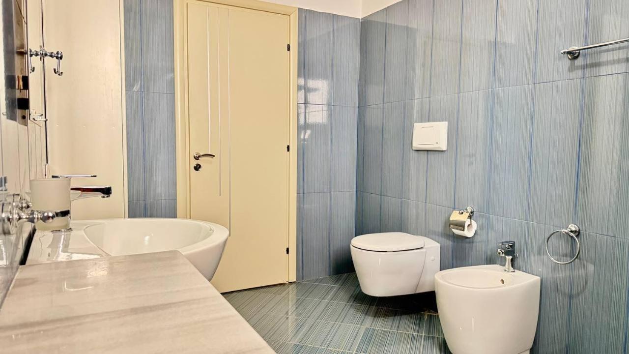 Orange Sea View Penthouse * Sarandë